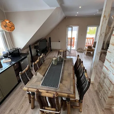 Garden Krzywa 11 * Liwa